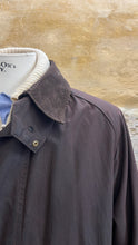 Carica l'immagine nel visualizzatore di Gallery, Barbour Beaufort vinaccia #2 C46/117cm