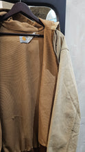 Carica l'immagine nel visualizzatore di Gallery, Carhartt Active Jacket - L