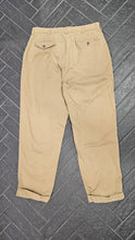 Carica l'immagine nel visualizzatore di Gallery, Polo chino - Hammond - W34