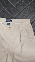 Carica l'immagine nel visualizzatore di Gallery, Polo Chino - Hammond - W33