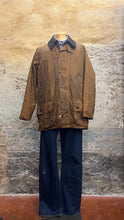 Carica l'immagine nel visualizzatore di Gallery, Barbour Beaufort C44/112 cm (L/XL)