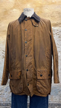 Carica l'immagine nel visualizzatore di Gallery, Barbour Beaufort C44/112 cm (L/XL)