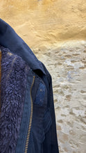 Carica l'immagine nel visualizzatore di Gallery, A2 Deck Jacket - L/52