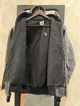Carica l'immagine nel visualizzatore di Gallery, Carhartt Active Jacket - Medium