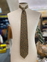 Carica l'immagine nel visualizzatore di Gallery, Cravatta fantasia - Basile - 8,5 cm