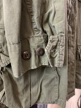 Carica l'immagine nel visualizzatore di Gallery, Jungle Jacket 2nd pattern - M/L