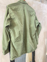 Carica l'immagine nel visualizzatore di Gallery, Jungle Jacket poplin - Small/short