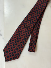 Carica l'immagine nel visualizzatore di Gallery, Cravatta Burberrys' - 8 cm