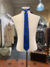 Carica l'immagine nel visualizzatore di Gallery, Cravatta regimental - Ugolini - 7,8 cm