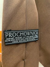 Carica l'immagine nel visualizzatore di Gallery, Cravatta tinta unita marrone - Prochownick - 7,8 cm