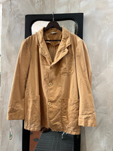 Carica l'immagine nel visualizzatore di Gallery, Capalbio 3 bottoni - 48/50