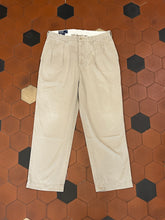 Carica l'immagine nel visualizzatore di Gallery, Polo Chino - W35