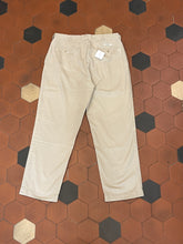 Carica l'immagine nel visualizzatore di Gallery, Polo Chino - W35