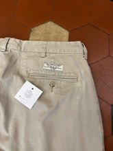 Carica l'immagine nel visualizzatore di Gallery, Polo Chino - W35