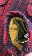 Carica l'immagine nel visualizzatore di Gallery, Woolrich Mackinaw anni '50 - L