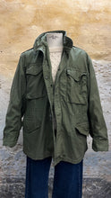 Carica l'immagine nel visualizzatore di Gallery, M65 Field Jacket - Large