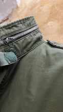 Carica l'immagine nel visualizzatore di Gallery, M65 Field Jacket - Large