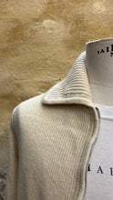 Carica l'immagine nel visualizzatore di Gallery, Maglione Benetton anni '70 - S