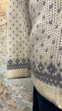 Carica l'immagine nel visualizzatore di Gallery, Cardigan donna finlandese - M