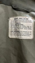 Carica l'immagine nel visualizzatore di Gallery, M43 Field Jacket - Medium