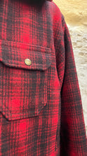 Carica l'immagine nel visualizzatore di Gallery, Woolrich Mackinaw - XL