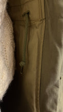 Carica l'immagine nel visualizzatore di Gallery, M43 Field Jacket - Medium
