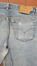 Carica l'immagine nel visualizzatore di Gallery, Levi's 501XX - Made in USA - 40 cm