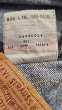 Carica l'immagine nel visualizzatore di Gallery, Levi's 501 - Made in USA - 43 cm