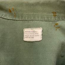 Carica l'immagine nel visualizzatore di Gallery, Jungle Jacket Poplin - Vietnam (Medium Short)