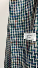 Carica l&#39;immagine nel visualizzatore di Gallery, Cappotto tweed scozzese - Aquascutum - 52
