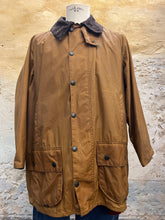 Carica l&#39;immagine nel visualizzatore di Gallery, Barbour Beaufort - Sandstone - C46/117cm (XL)
