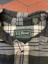 Carica l&#39;immagine nel visualizzatore di Gallery, Camicia L.L. Bean
