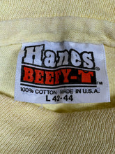 Carica l'immagine nel visualizzatore di Gallery, T-Shirt Hanes - L
