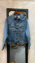 Carica l'immagine nel visualizzatore di Gallery, Giacca Denim Lee anni ‘80-‘90 (NOS) - Small

