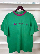 Carica l'immagine nel visualizzatore di Gallery, T-Shirt Champion - M
