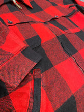 Carica l&#39;immagine nel visualizzatore di Gallery, L. L. Bean plaid anni &#39;70 - S/M
