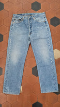 Carica l&#39;immagine nel visualizzatore di Gallery, Levi&#39;s 501 - Made in USA - 40 cm
