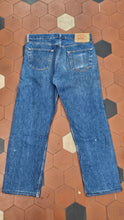 Carica l&#39;immagine nel visualizzatore di Gallery, Levi&#39;s 501 - Made in USA - 43 cm

